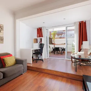 Aparteasy - Private Terrace, 3-bedroom Appartement Barcelone