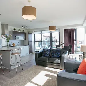 https://grand-canal-square-apartments.dublin-hotelsweb.com